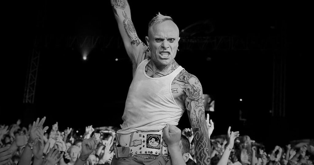 hoy hace un ano que nos ha dejado keith flint recordamos 10 versiones metaleras