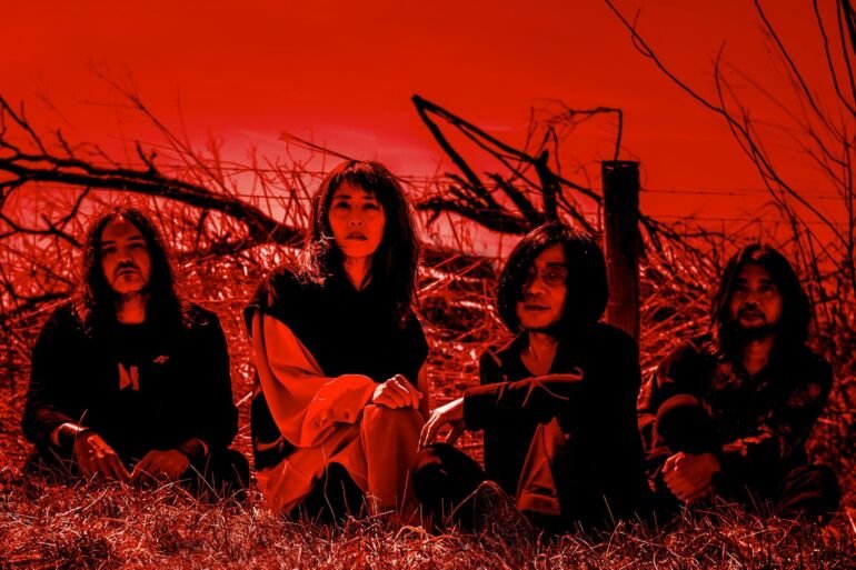 MONO — Official Photo 1 e1706940935204