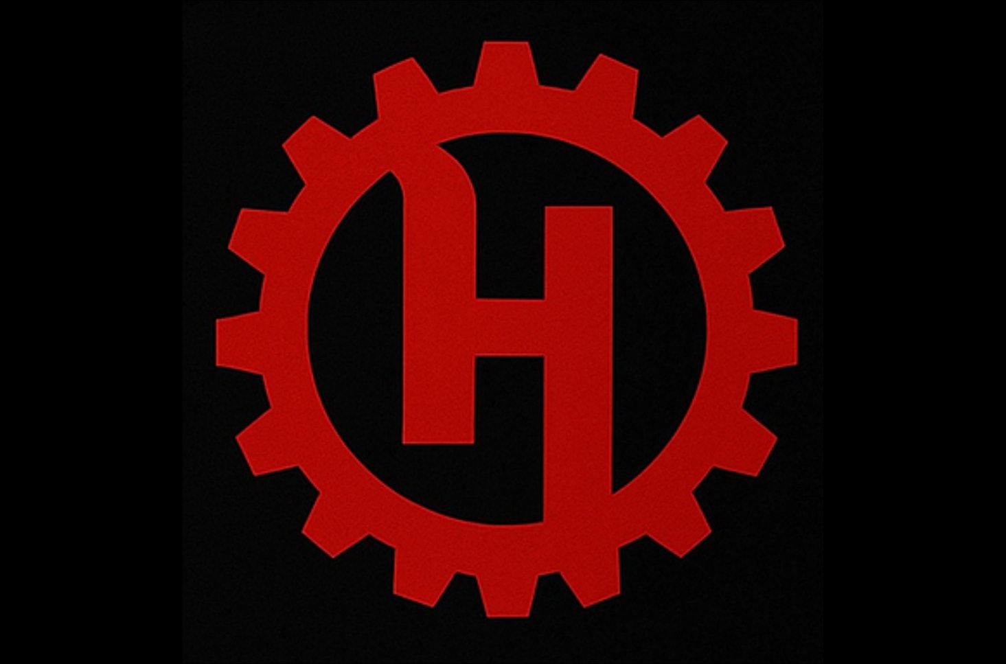 Henkinen: industrial lleno de poder y terror. 7 Picsart 25 11 16 15 18 40 524