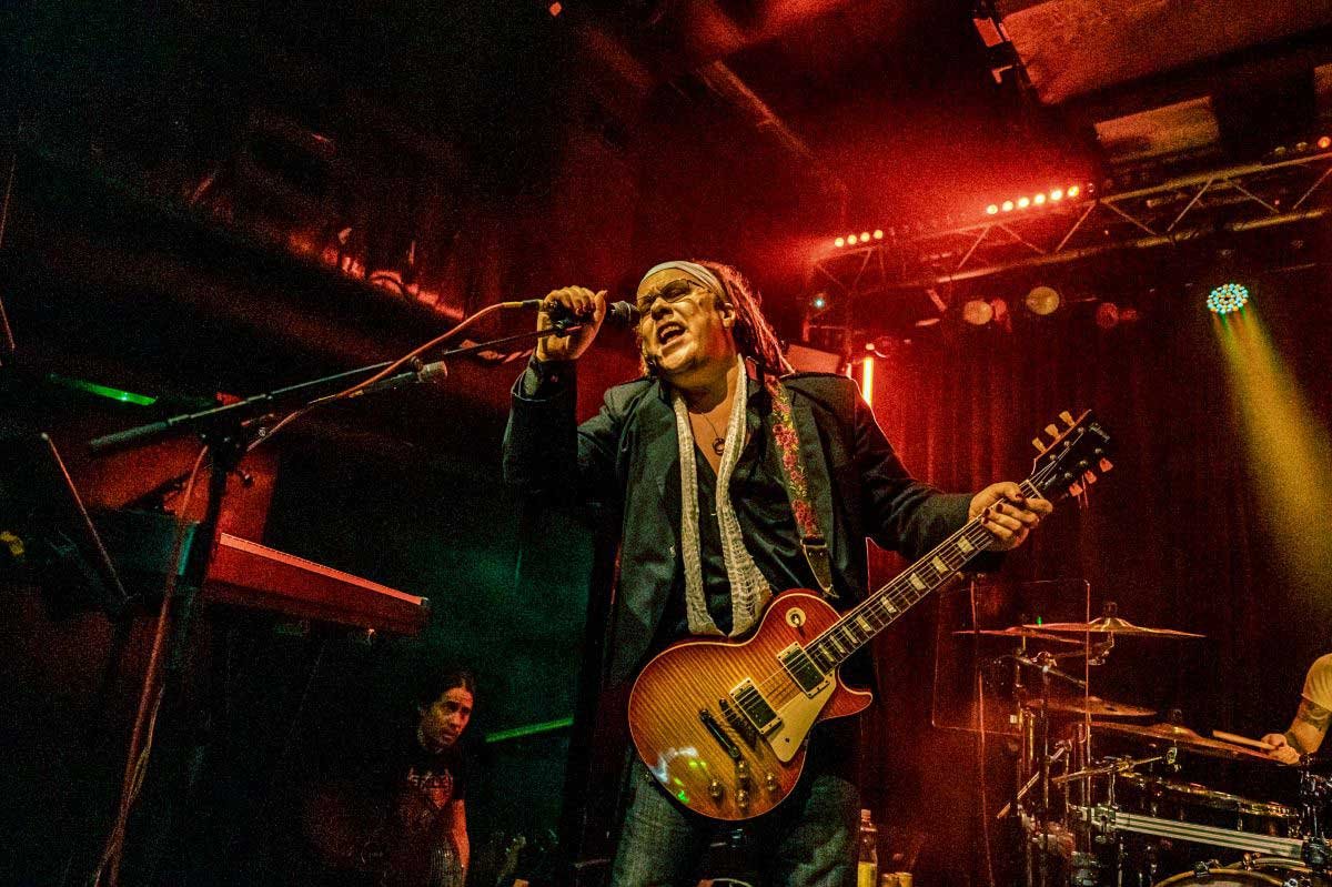 Weather Systems: el legado de Anathema revivirá en el Lunario del Auditorio Nacional. 7 Weather Systems 4 Thekla Bristol 17 May 2025 Photo Paul Hutchings