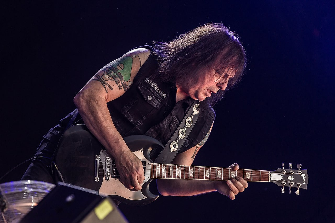 Muere Ross “The Boss” Friedman, leyenda del metal y el punk, a los 72 años 7 image 130