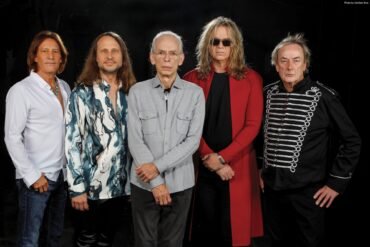 Yes Aurora Band1 by Gottlieb Bros credit Med Res