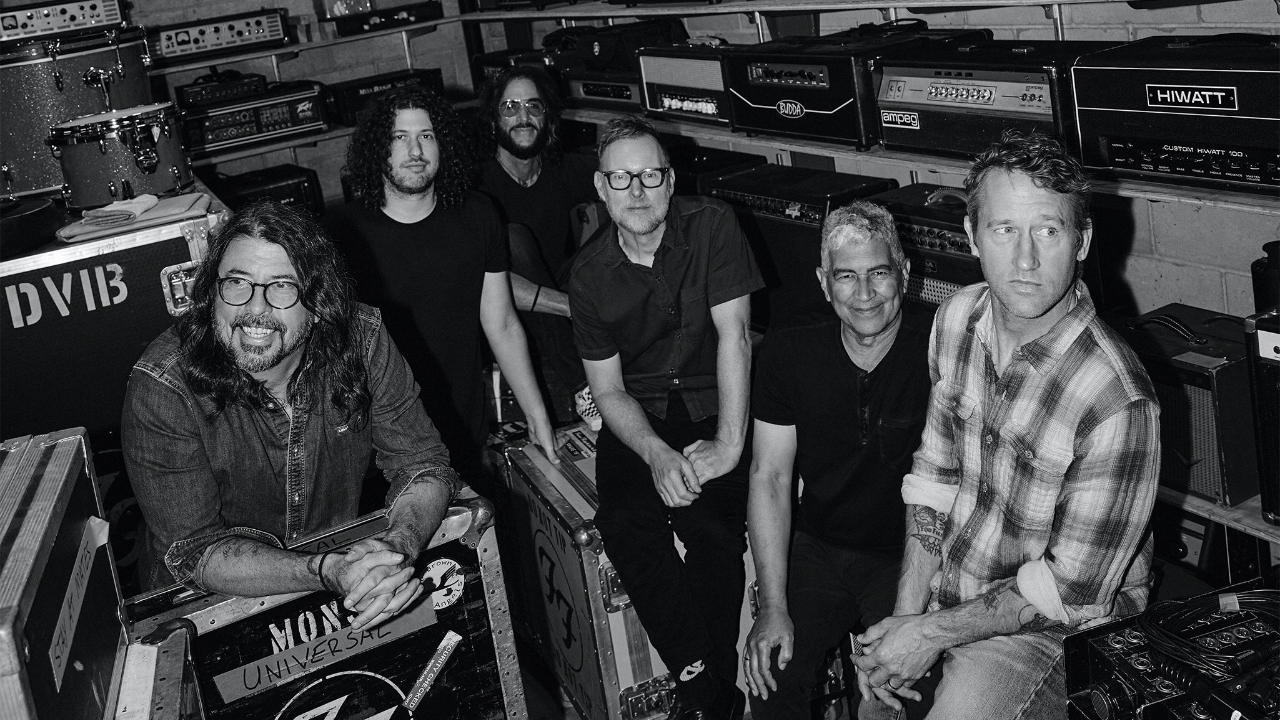 Foo Fighters estrena video, 'Of All People' 7 Foo Fighters