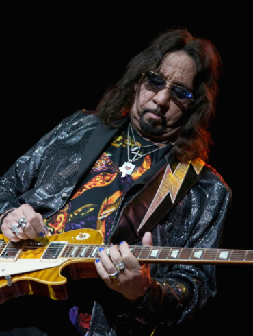 La legendaria Gibson Les Paul de Ace Frehley se vende por más de medio millón de dólares en subasta