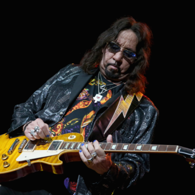 La legendaria Gibson Les Paul de Ace Frehley se vende por más de medio millón de dólares en subasta