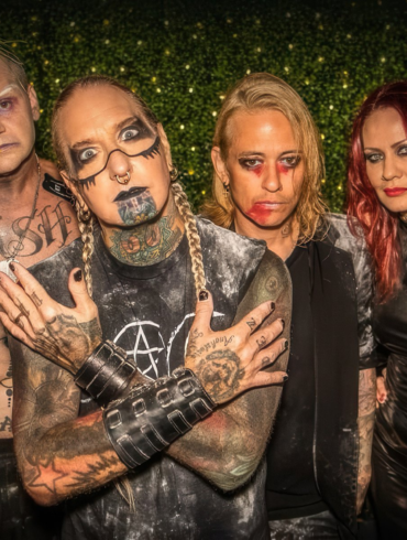 COAL CHAMBER cancela su presentación en Louder Than Life para que Mikey Cox termine su tratamiento contra el cáncer
