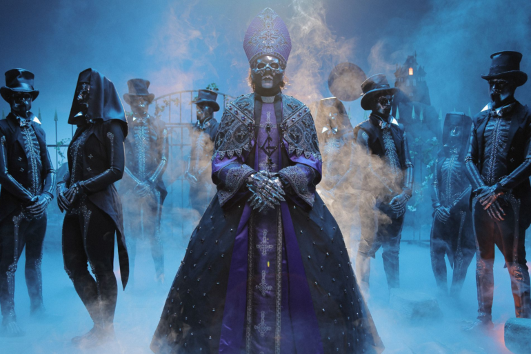 Ghost: El Papa sabe lo que hace y lo hace muy bien