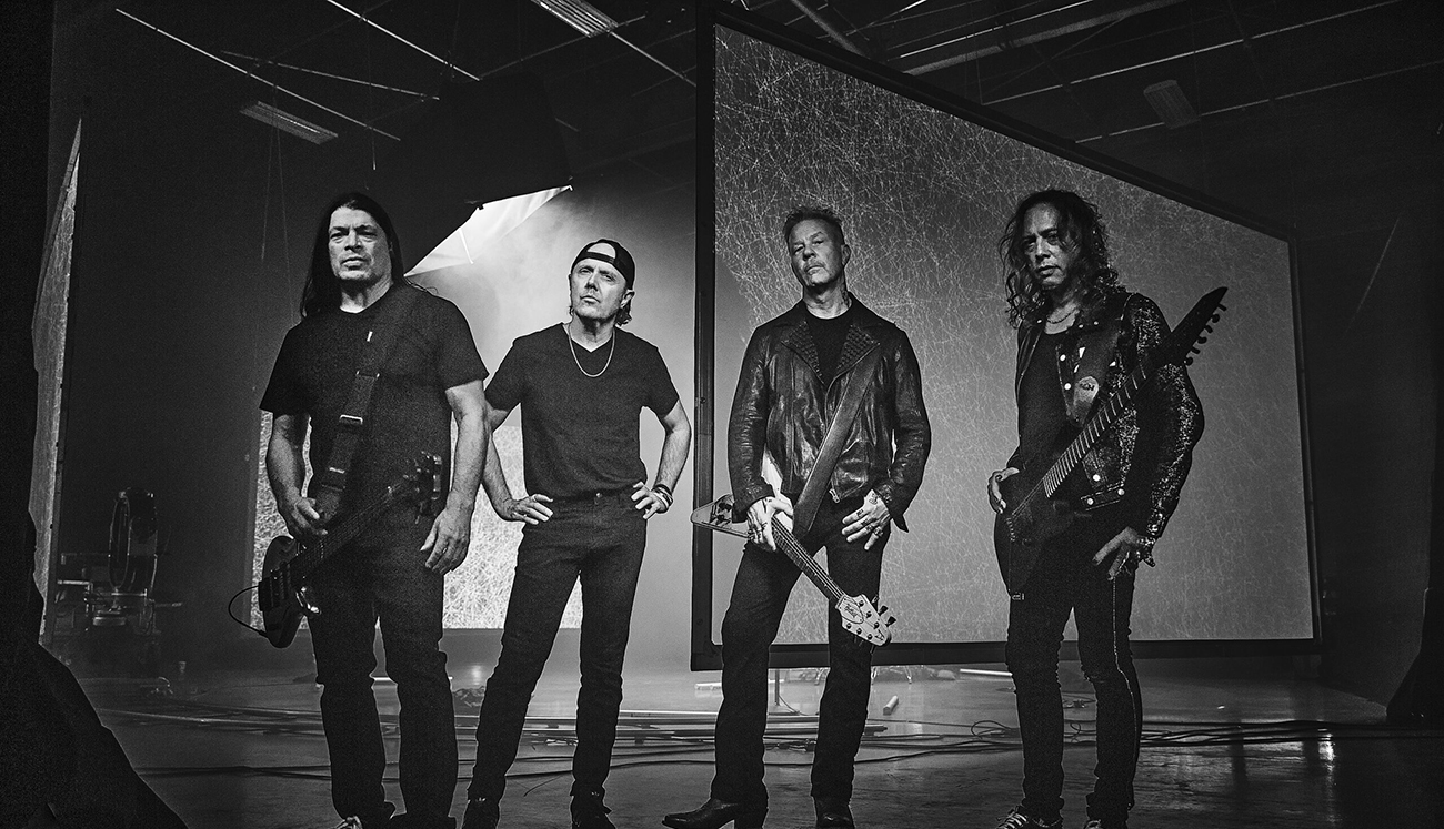 Miembros de Metallica a través de la fundación All Within My Hands anuncian una donación para apoyar las labores de emergencia tras los terremotos en Venezuela.