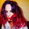 Jennifer Finch, bajista de L7, fue diagnosticada con un agresivo cáncer cerebral y no participará en la gira estadounidense de la banda.