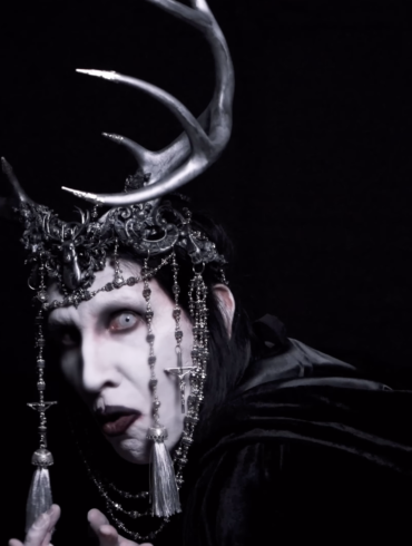 Marilyn Manson premieres dark new “Unalive” music video