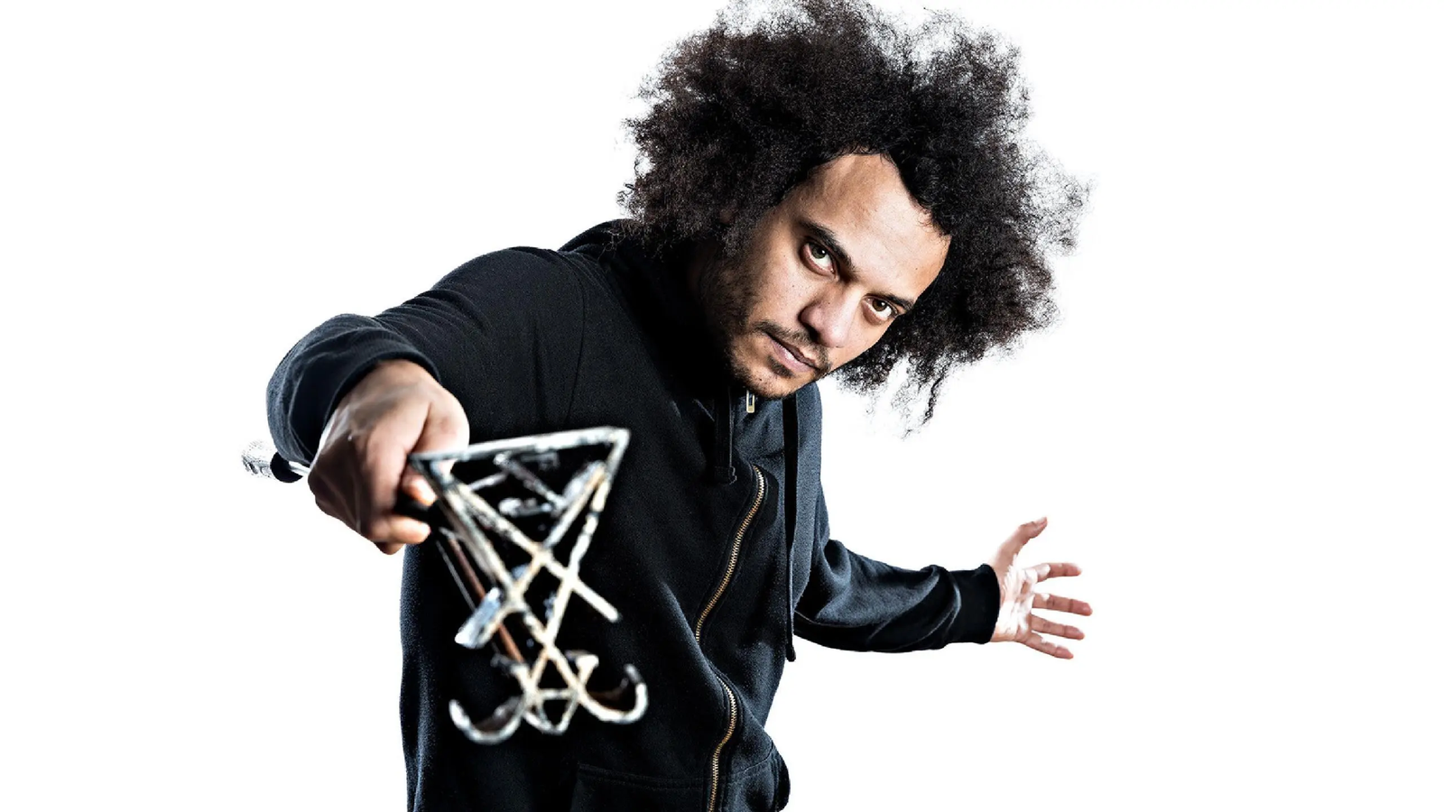 Zeal & Ardor celebra una década de Devil Is Fine con una edición remasterizada 16 Zeal & Ardor anuncia Devil Is Fine X por el décimo aniversario de su álbum debut
