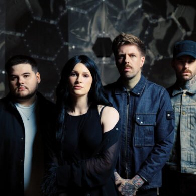 Spiritbox regresa con “Mourning”, un tema atmosférico que abre el siguiente capítulo de la banda tras Tsunami Sea.