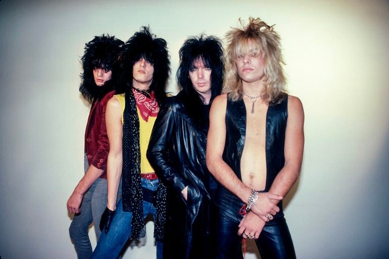 Mötley Crüe celebra 45 años de 'Too Fast For Love' con nuevas ediciones de lujo