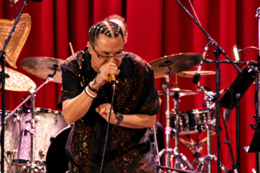Mike Patton y Mondo Cane en el Cervantino: de Italia al Pípila con escala en Juan Gabriel