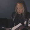 Kirk Hammett, de Metallica, lee 'The Raven', de Edgar Allan Poe, para Halloween