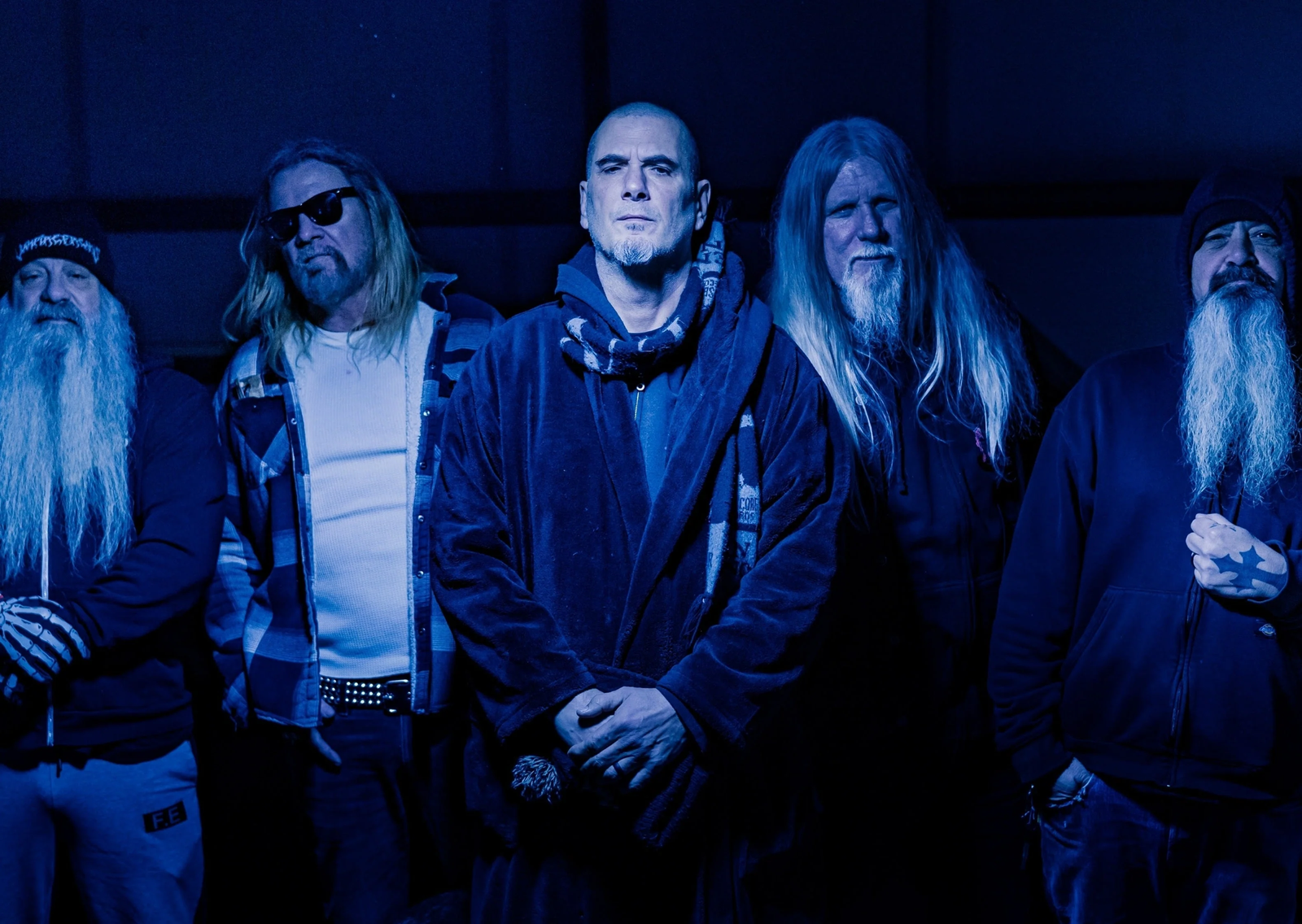 DOWN estrena “The Myth”, nuevo adelanto de Volume V 13 DOWN estrena el video de “The Myth”, nuevo single de Volume V, álbum que llegará el 20 de noviembre vía Nuclear Blast Records.