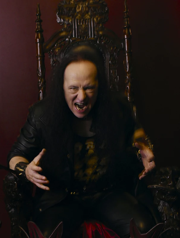 Conrad “Cronos” Lant, fundador, vocalista y bajista de Venom, ha fallecido dejando una influencia decisiva en el metal extremo.