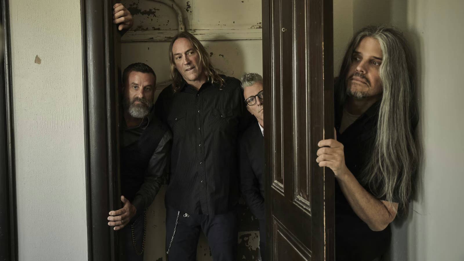 Integrantes de Tool y Alice in Chains subastan un lugar en su equipo de Bowl for Ronnie, a beneficio del fondo de Ronnie James Dio 16 Tool